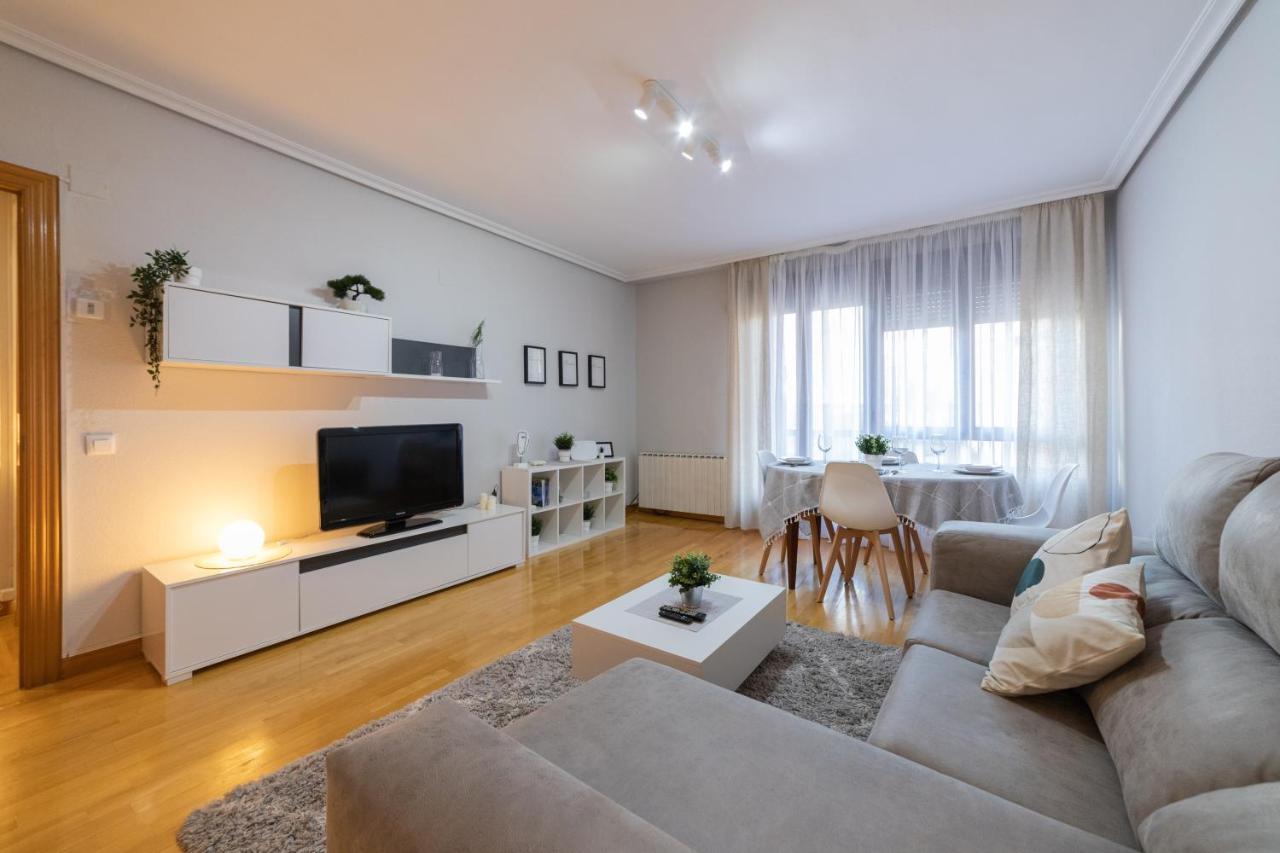 Apartamento Albelda Centro Альбельда-де-Ирегуа Экстерьер фото