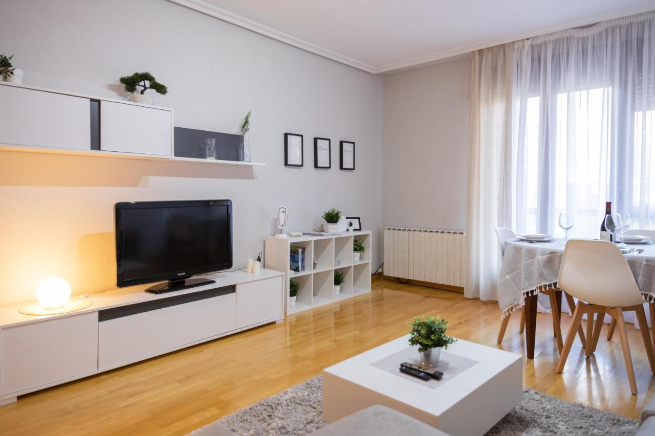 Apartamento Albelda Centro Альбельда-де-Ирегуа Экстерьер фото